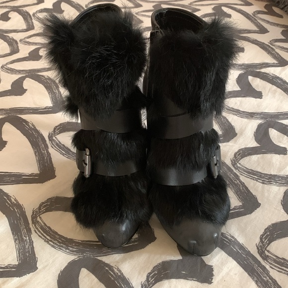 ASH Rabbit Fur Boots - Picture 2 of 4